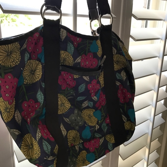 LeSportsac tilly carry all tote - Picture 2 of 6